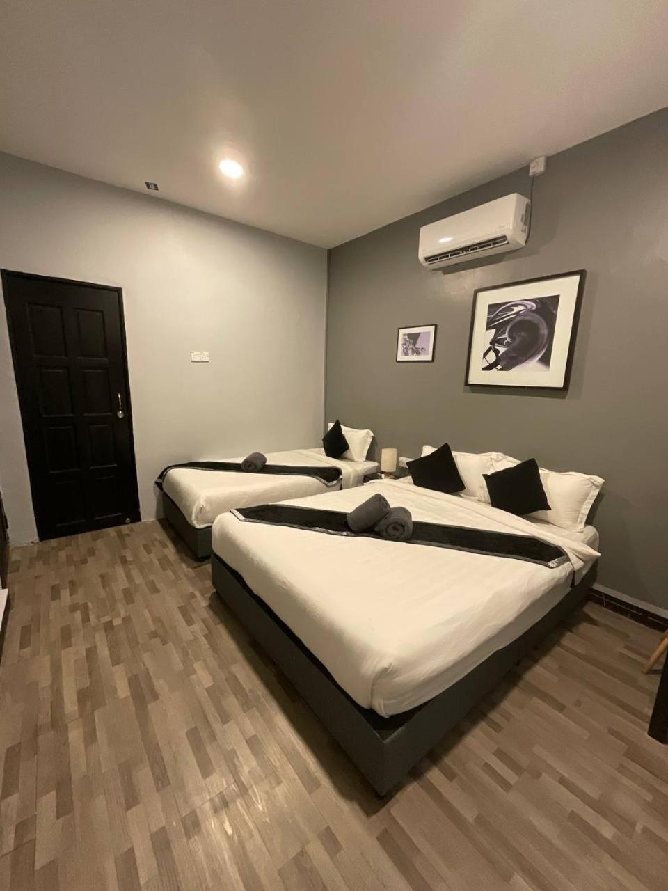 The Sky Inn Kuantan Exterior foto