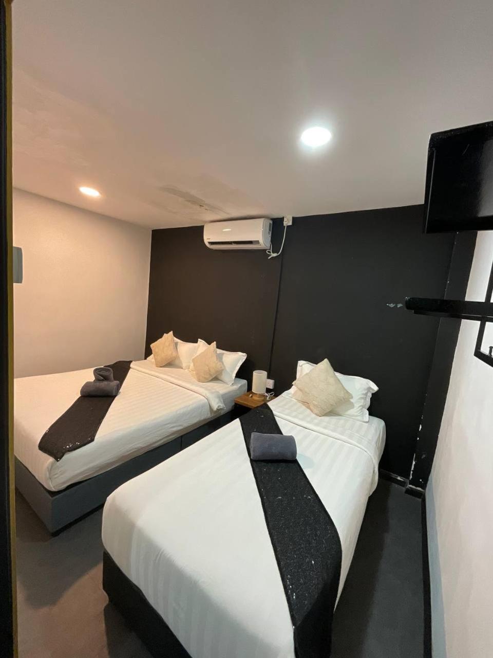 The Sky Inn Kuantan Exterior foto