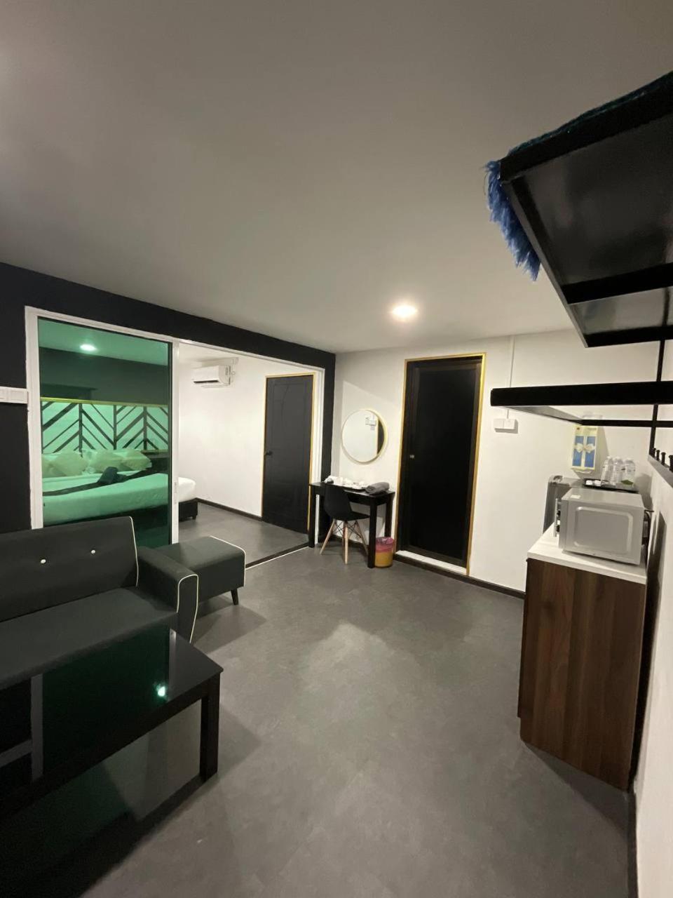 The Sky Inn Kuantan Exterior foto